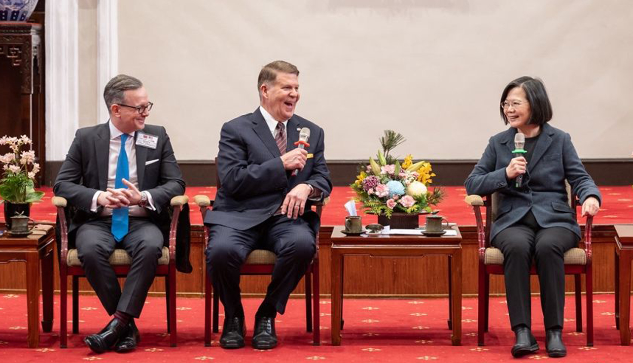 Chairman Keith Krach and President Rupert Hammond-Chambers with Taiwan President Tsai